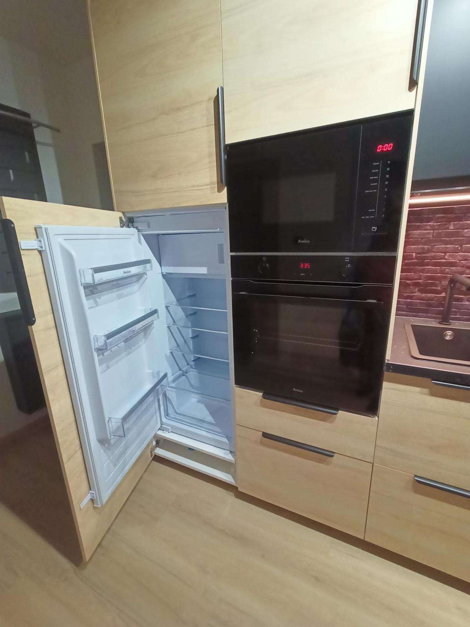 Apartament Radiostacja III Z Ogrodkiem, Parking Free 格利维采 外观 照片